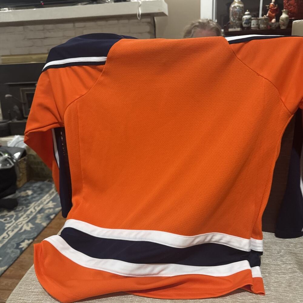 NHL Edmonton Oilers Jersey Stitched Youth Size Large/ X-Large - Picture 5 of 5